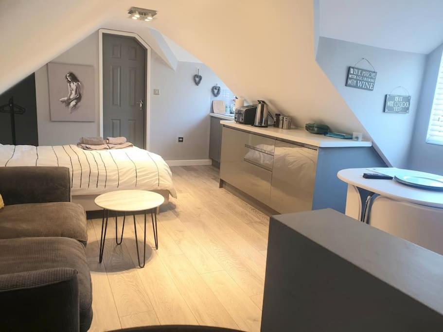 The Contemporary Studio Bracknell Zewnętrze zdjęcie
